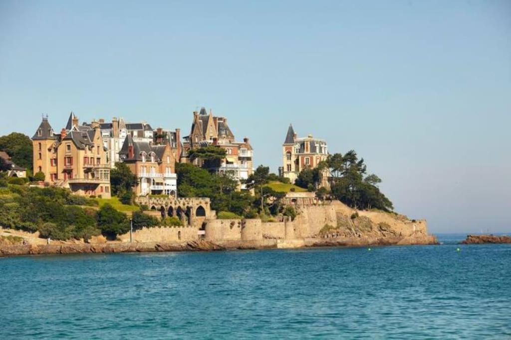 Little Bahia Apartment Saint-Malo Bagian luar foto
