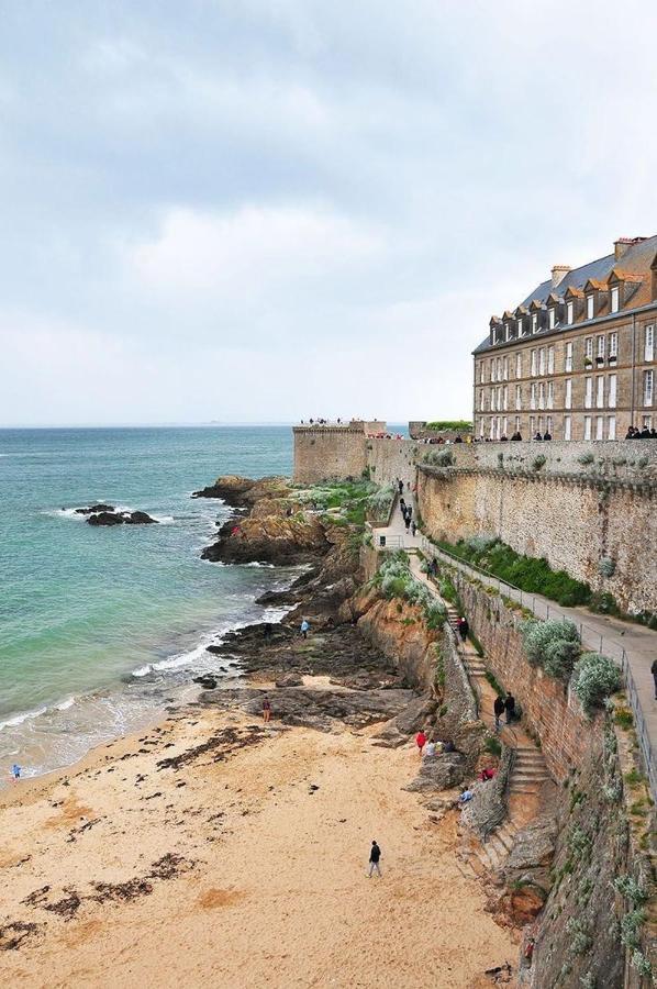 Little Bahia Apartment Saint-Malo Bagian luar foto